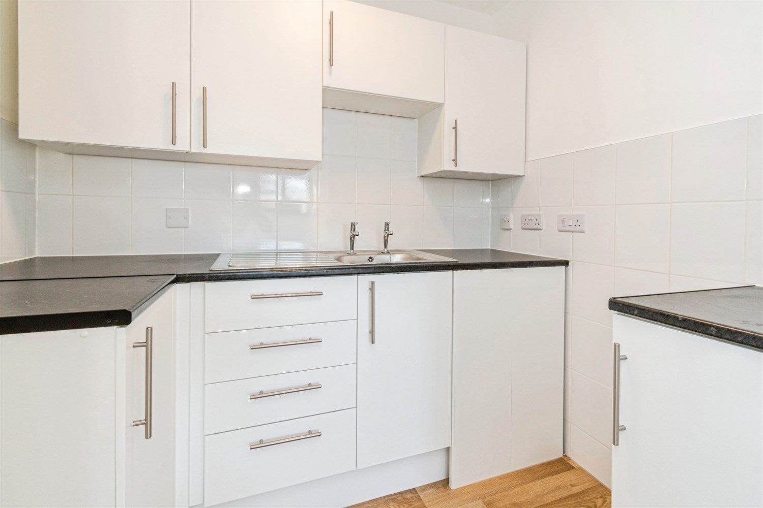 Flat Appletree Court in New Forest