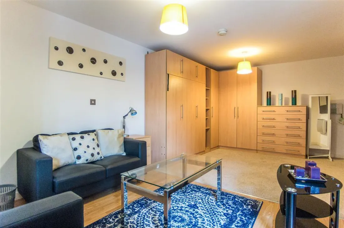 Flat Princess Way in Swansea