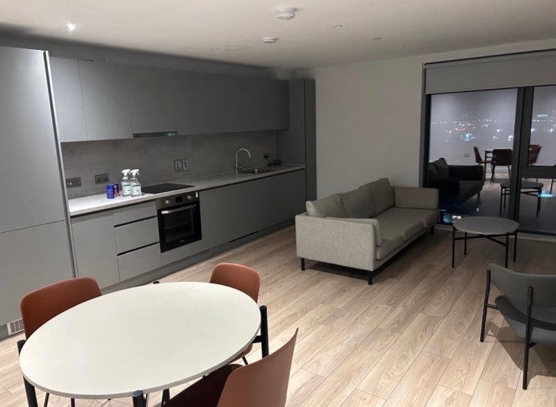 Flat Clyde Place in Glasgow