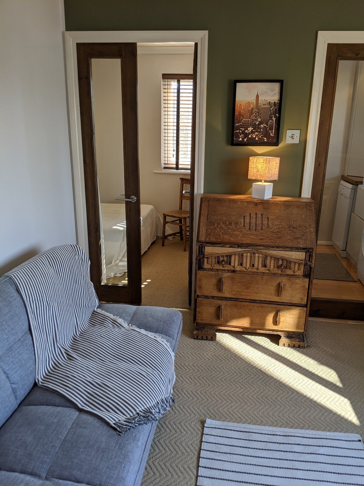 Flat Trenmar Gardens in Greater London