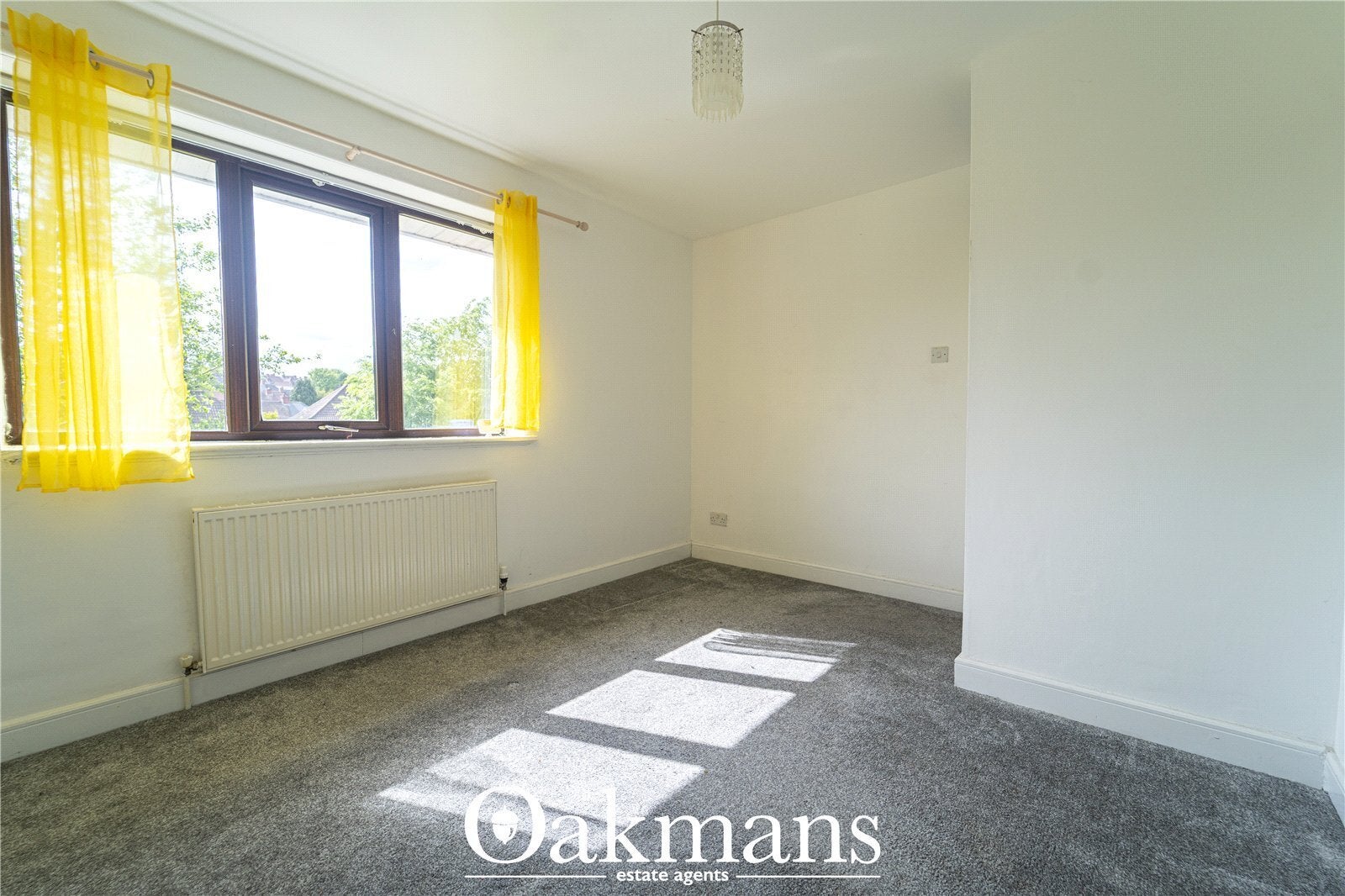 House Harvest Road in Sandwell