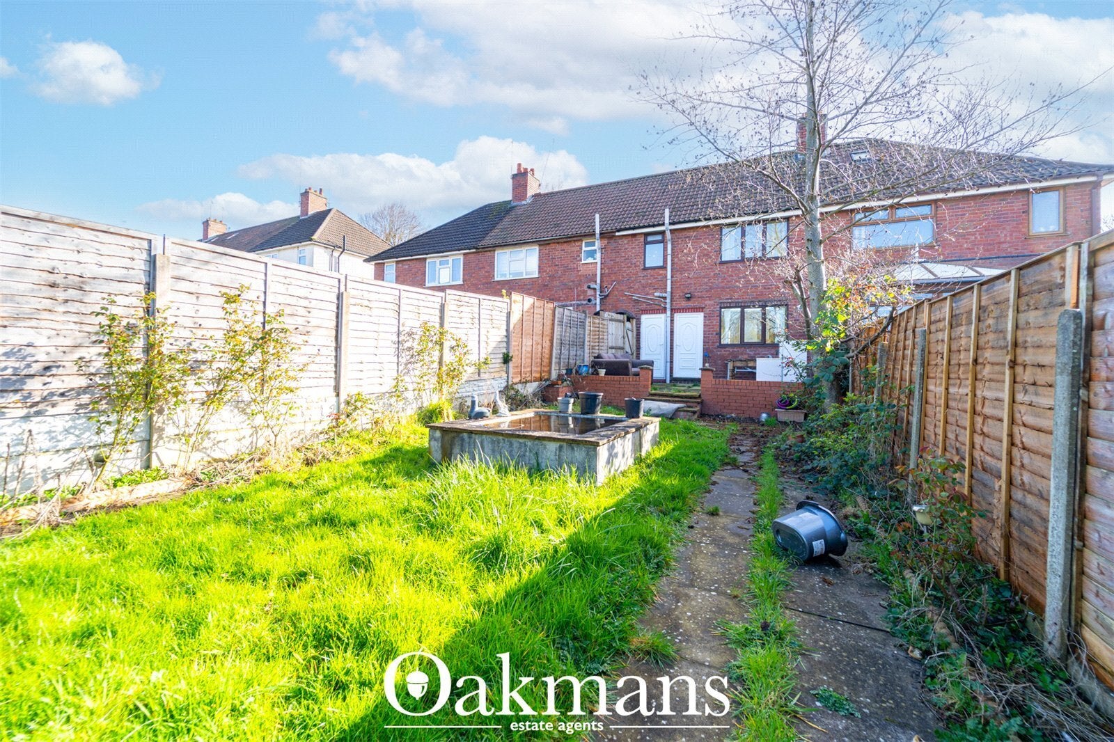 House Harvest Road in Sandwell