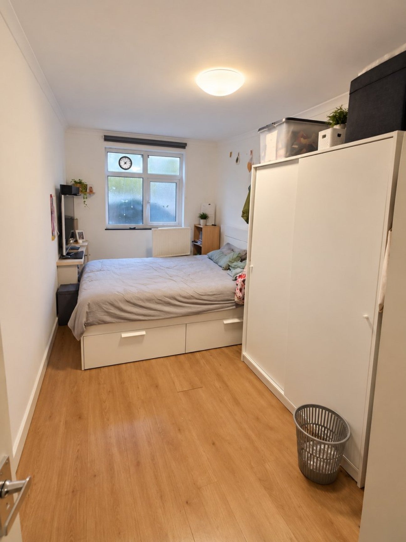 Flat The Vale in Greater London