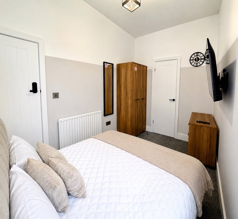 Room Burnley Street in Stoke-on-Trent