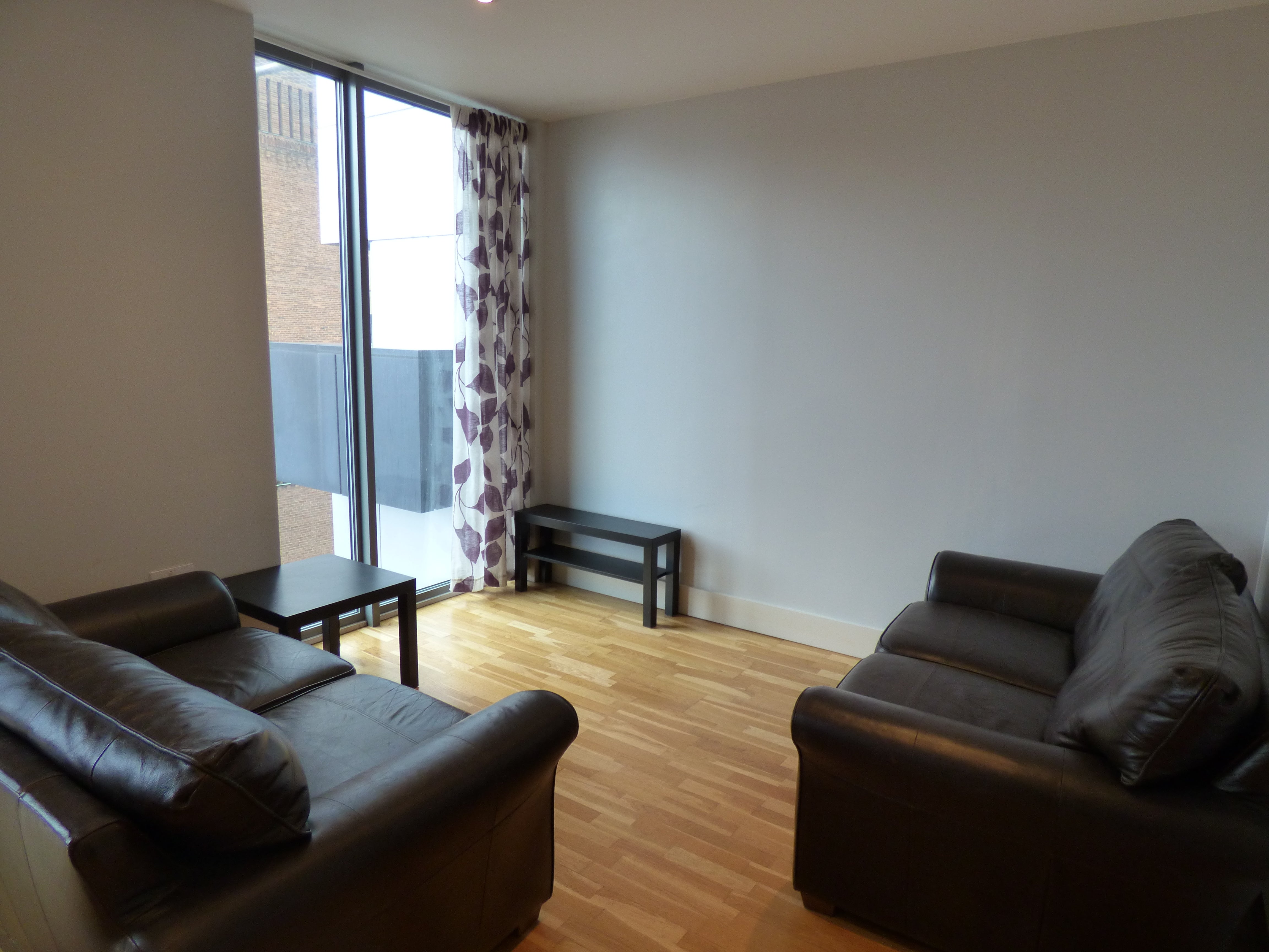 Flat Rumford Place in Liverpool