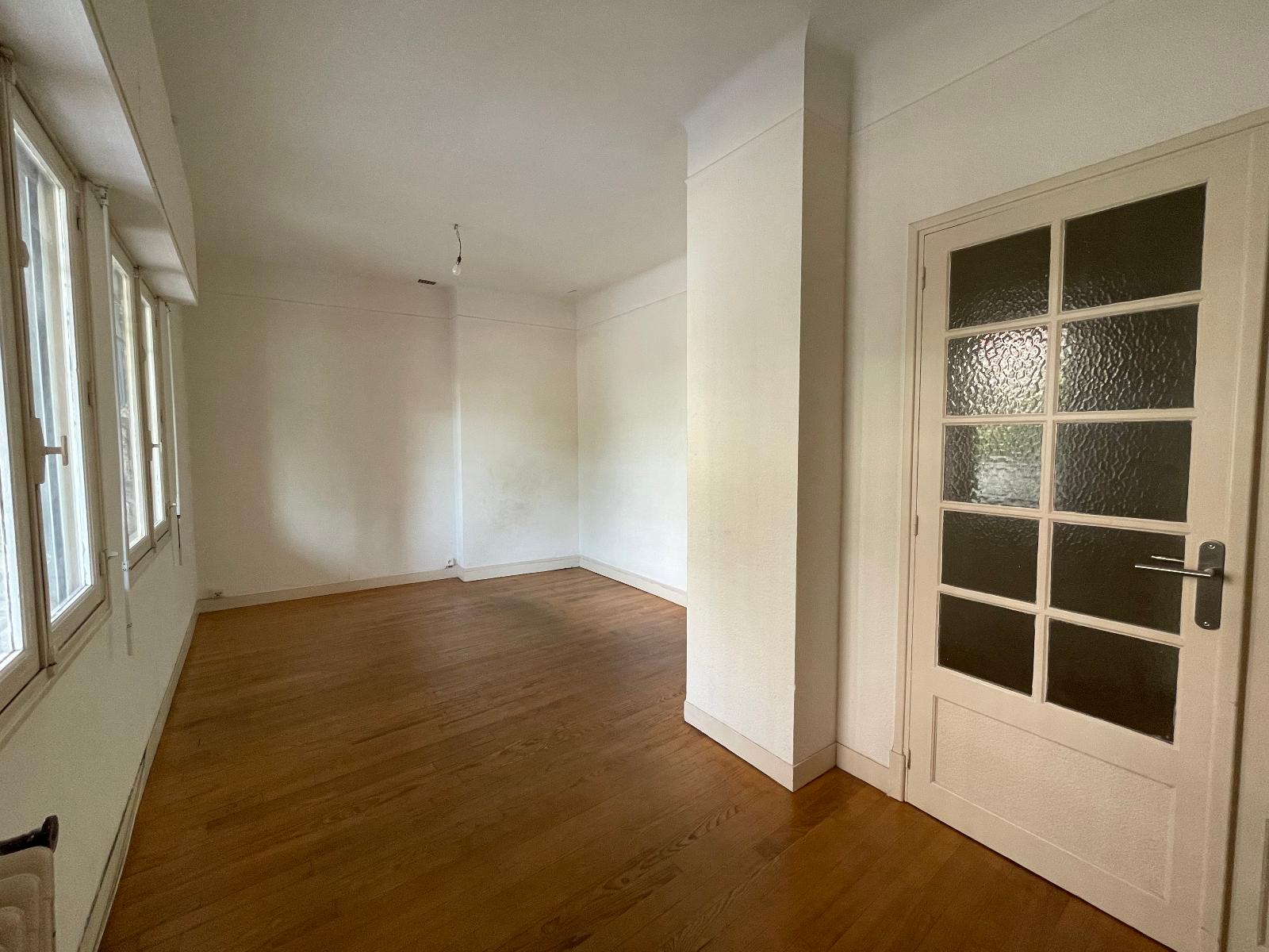 Appartement Place Saint-Julien à Toulouse
