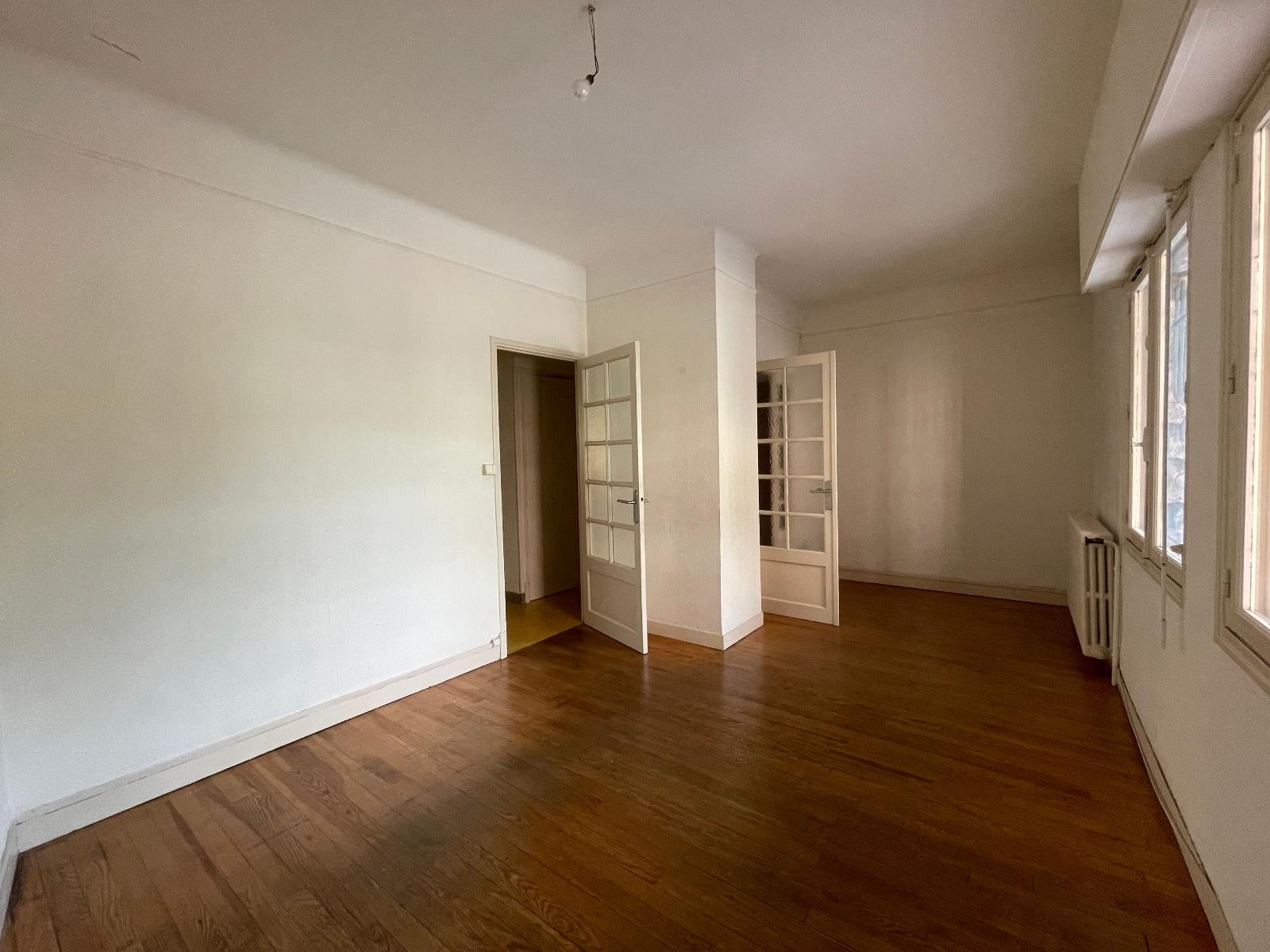 Appartement Place Saint-Julien à Toulouse