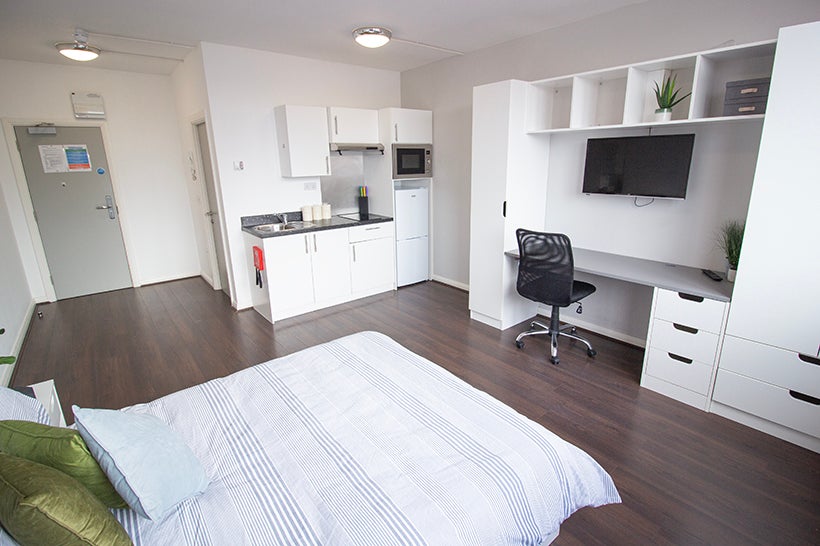 Room Milton Street in Nottingham