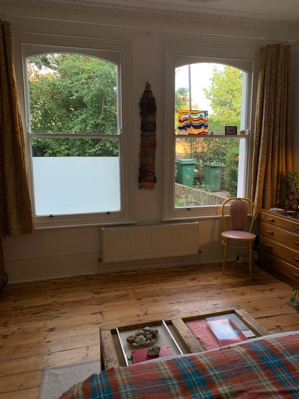 Room St Mary's Road in Greater London