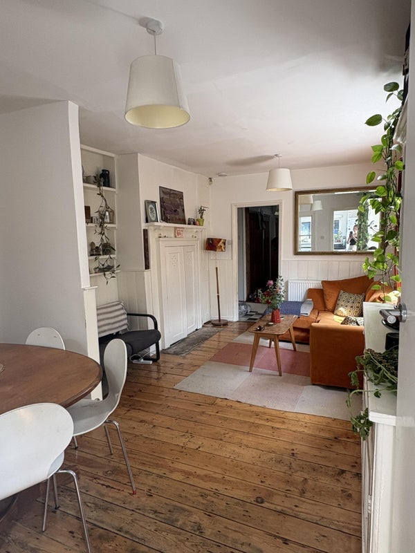 Room St Mary's Road in Greater London