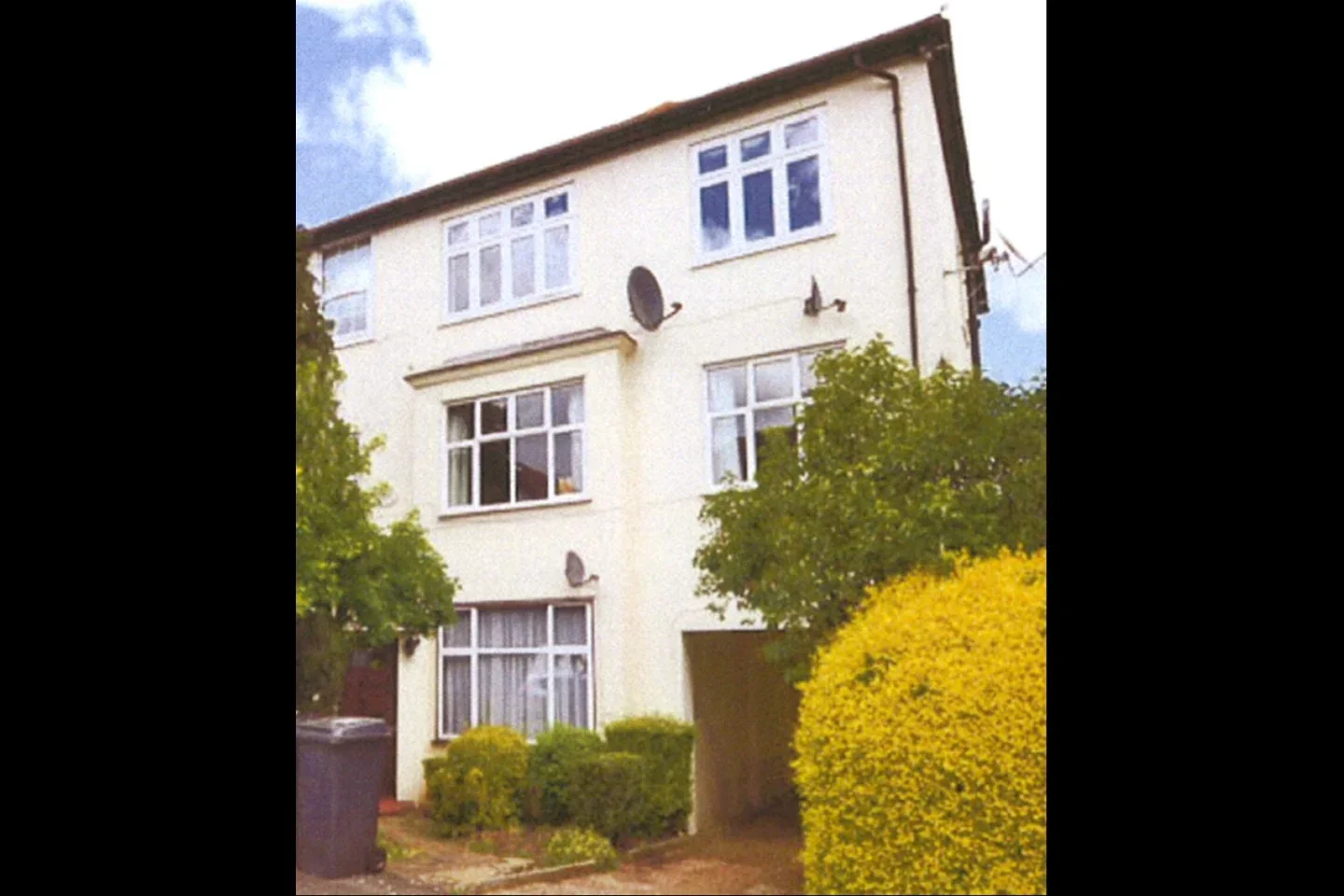 Flat King Edward Road in Greater London