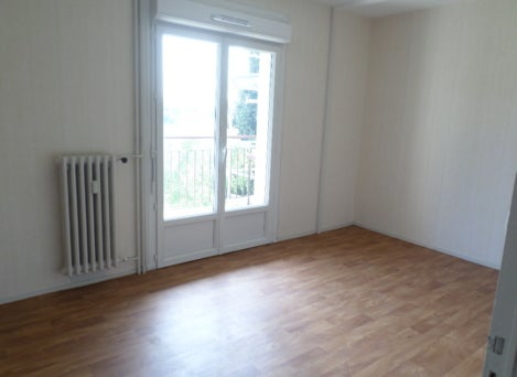 Appartement Avenue Pierre Curie à Charny Orée de Puisaye
