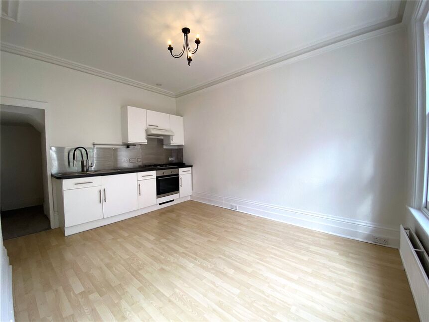 Flat Little Mount Sion in Tunbridge Wells