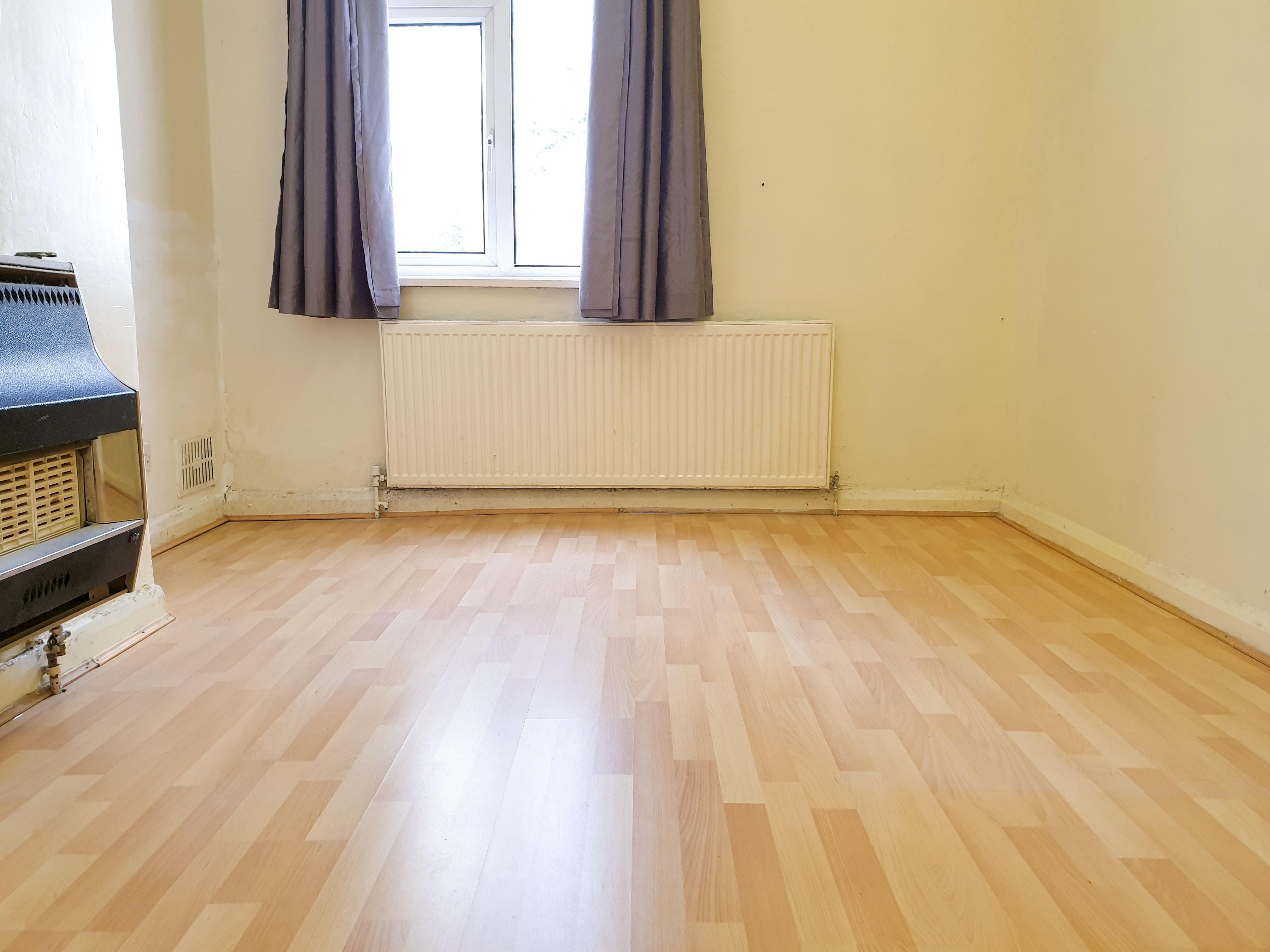 Flat Kingswood Road in Birmingham