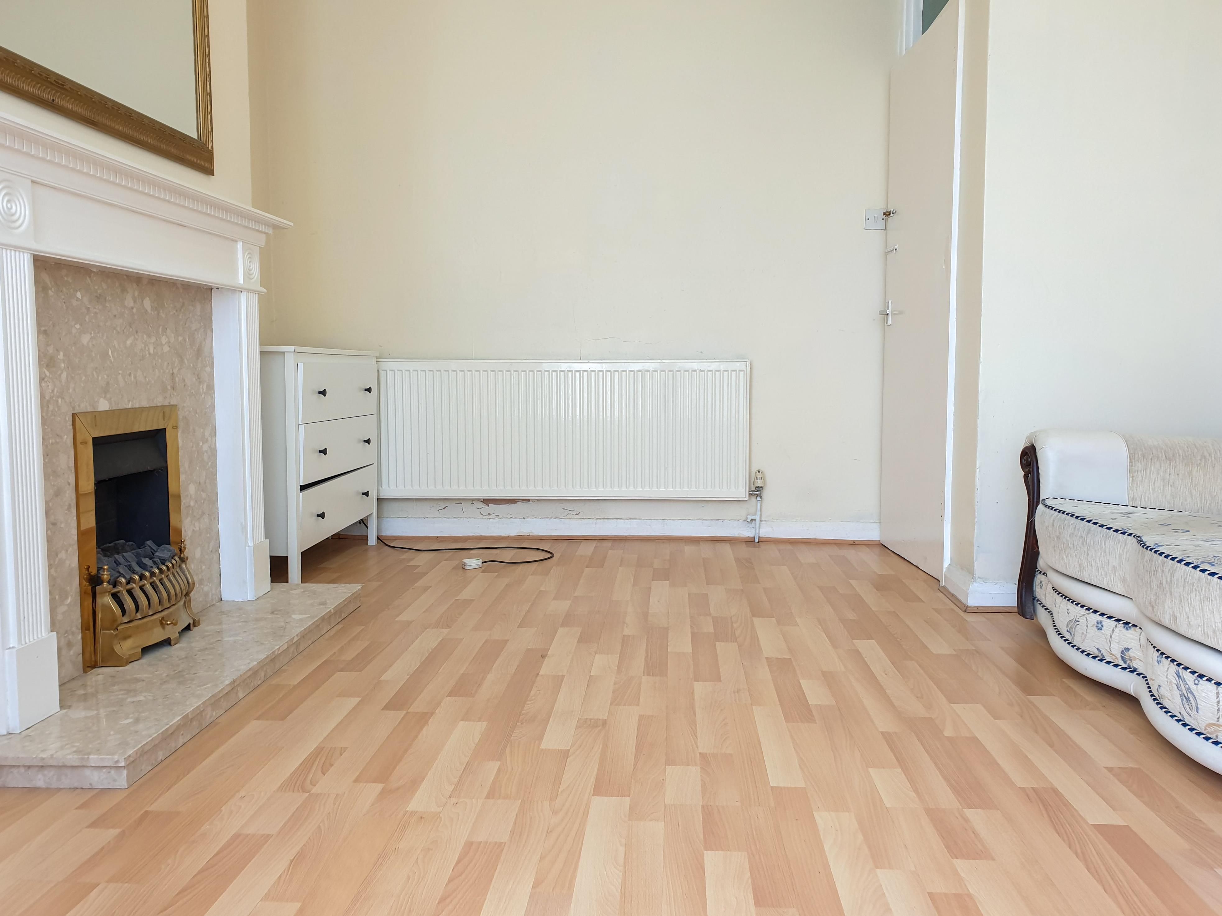 Flat Kingswood Road in Birmingham