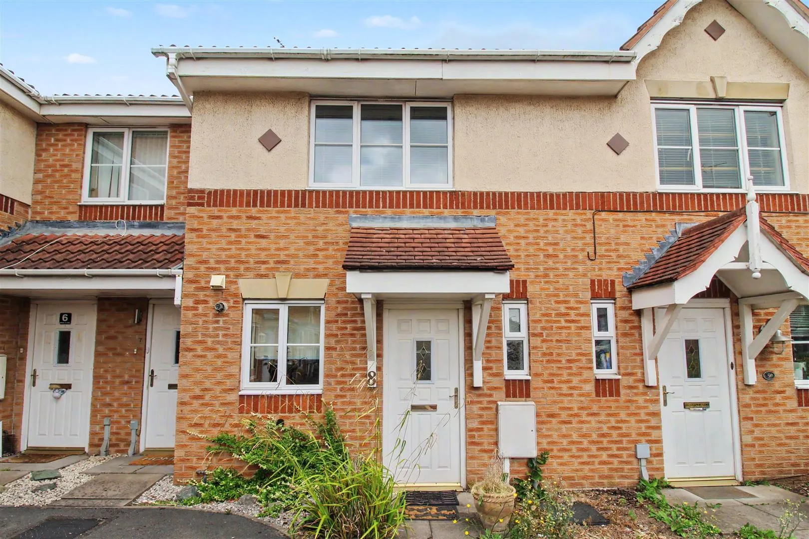 Flat Hook Close in Nottingham