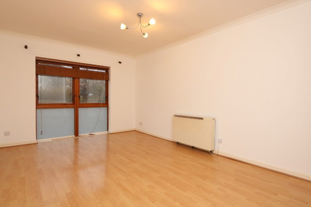 Flat Haugh Road in Glasgow