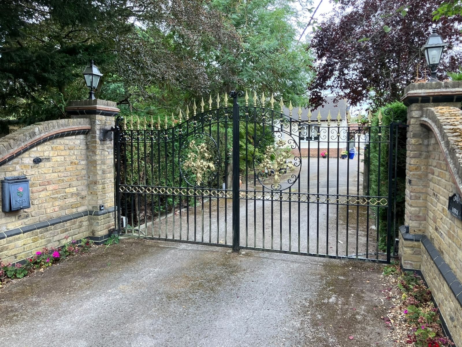 House Chivers Road in Brentwood