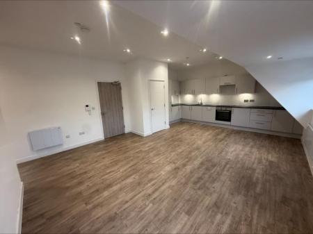 Flat London Road in Camberley