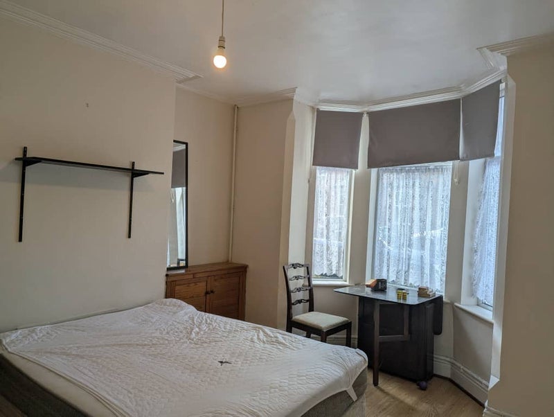Room Imperial Road in Nottingham