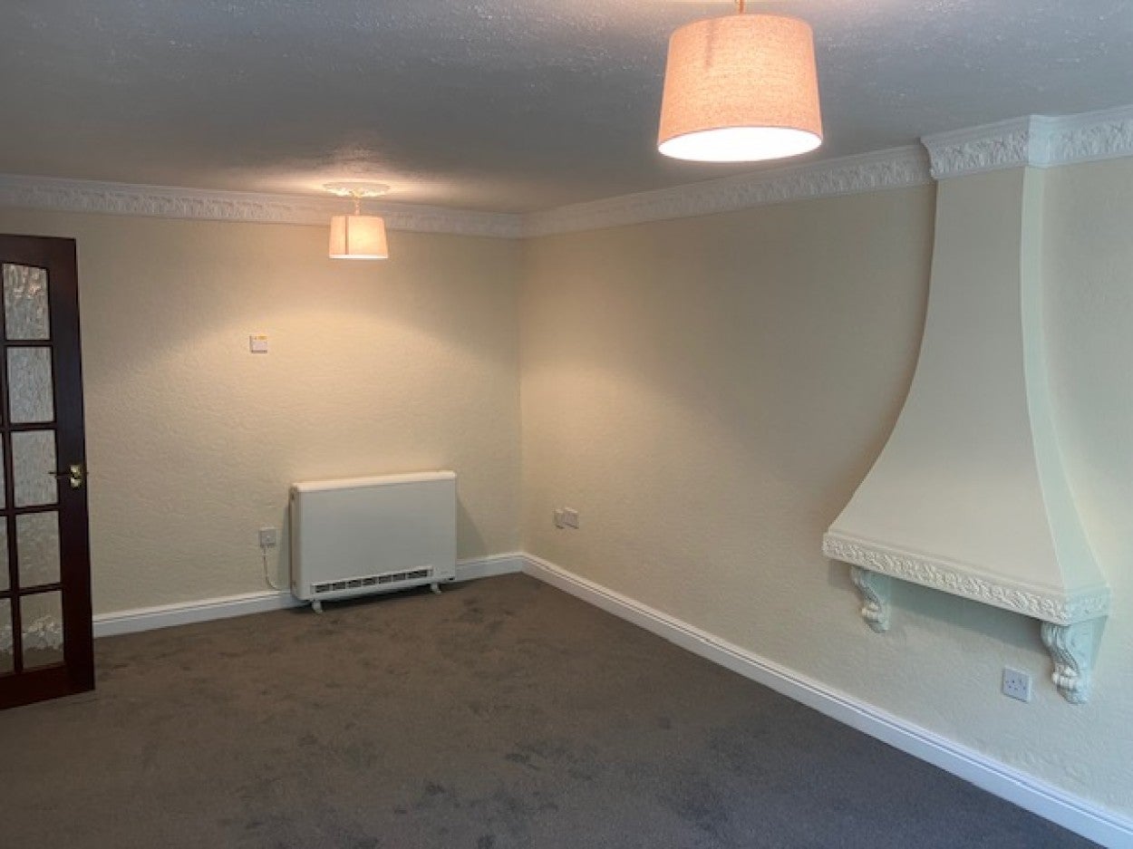 Flat Mellish Road in Bloxwich