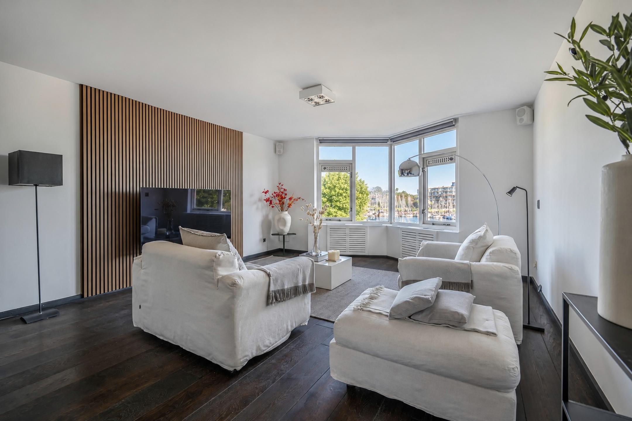 Appartement te koop: Golfstroom 72, Huizen