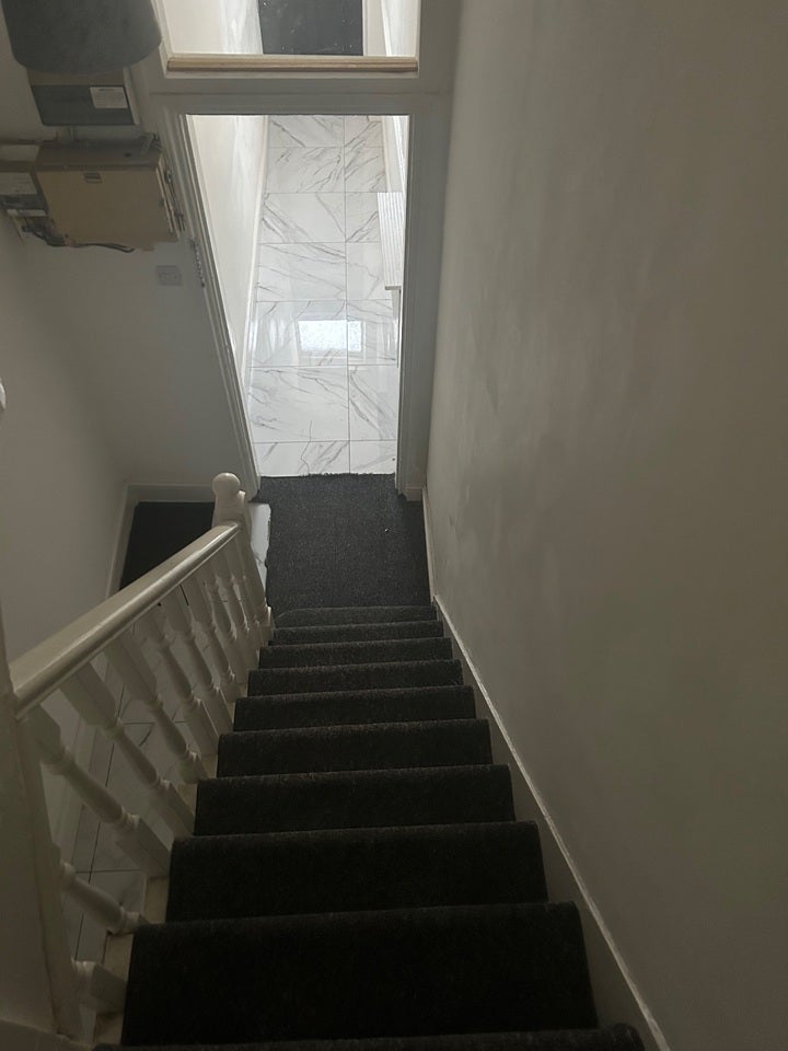 Room Grange Road in Greater London