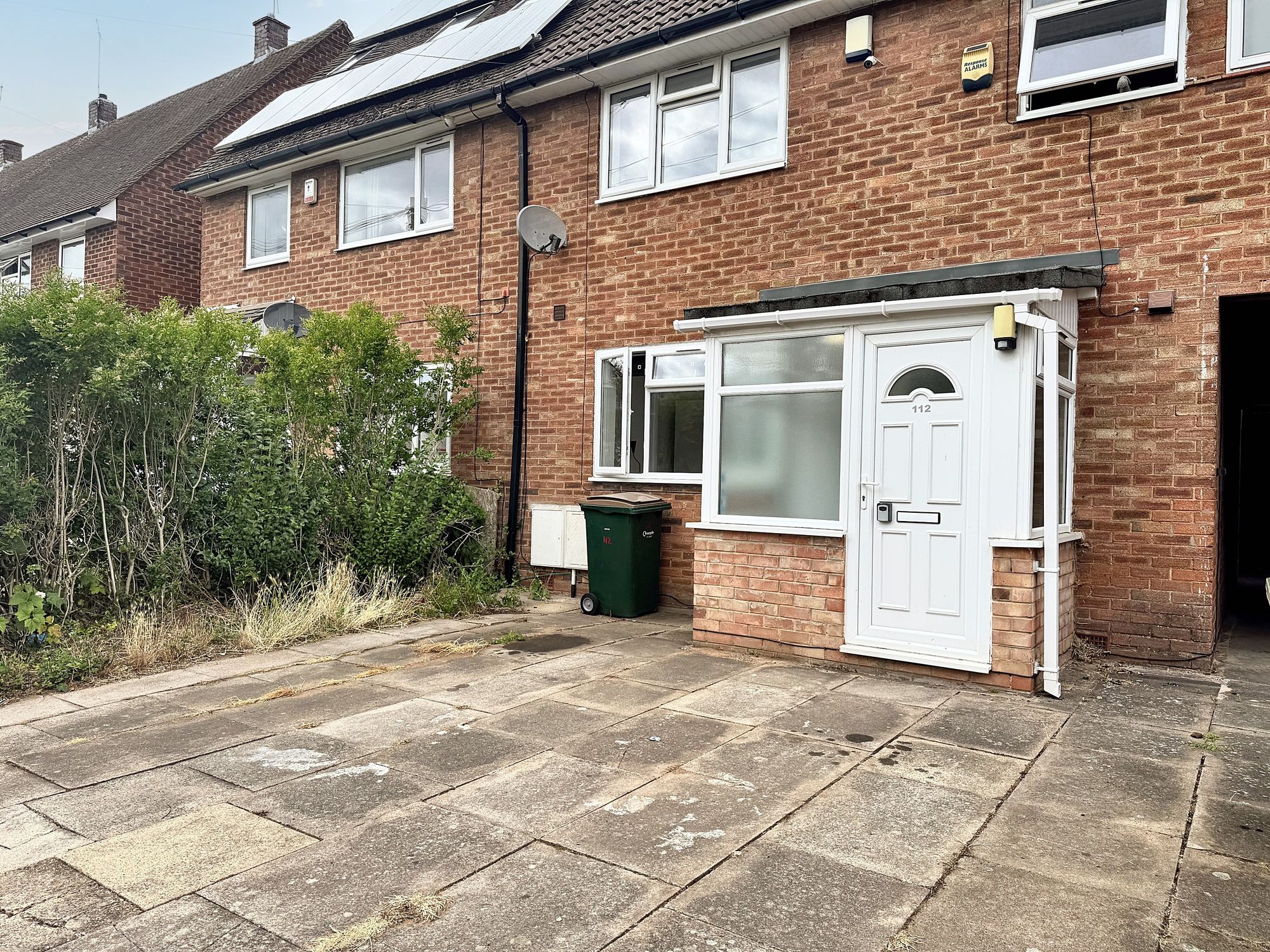 Flat Prior Deram Walk in Coventry