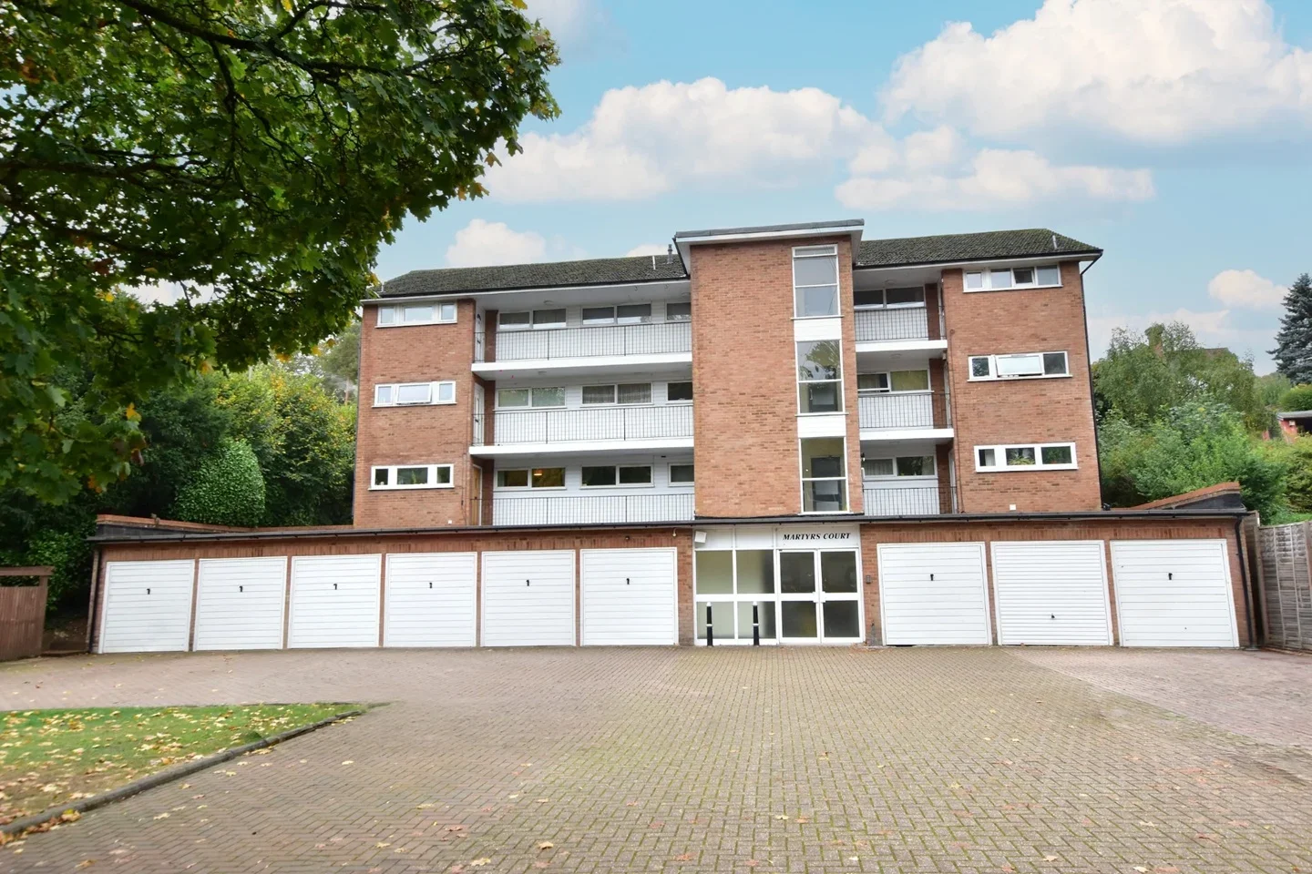 Flat Westmount Avenue in Amersham