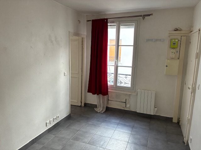 Appartement Rue Philippe de Girard à Paris