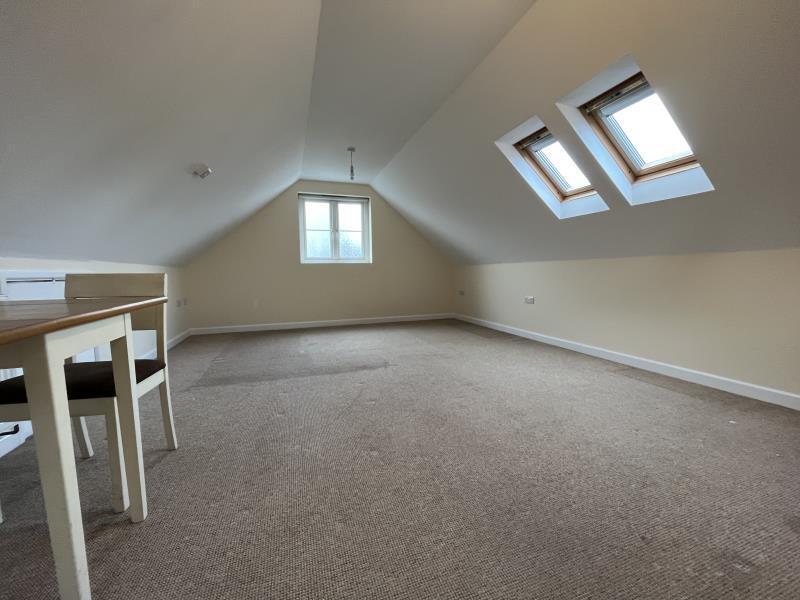 Flat Riddell Avenue in North Devon