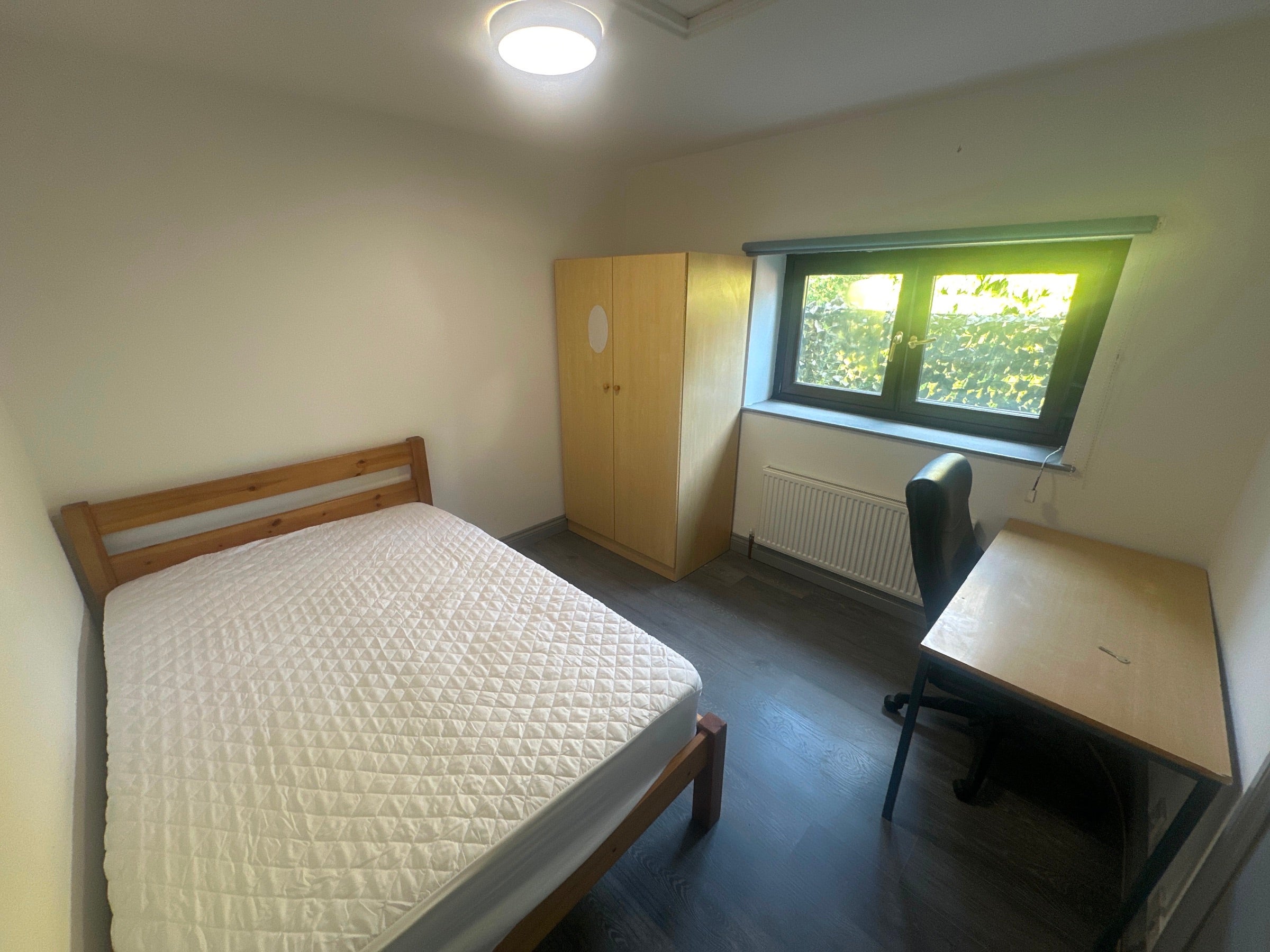 Room Warwick Place in Royal Leamington Spa