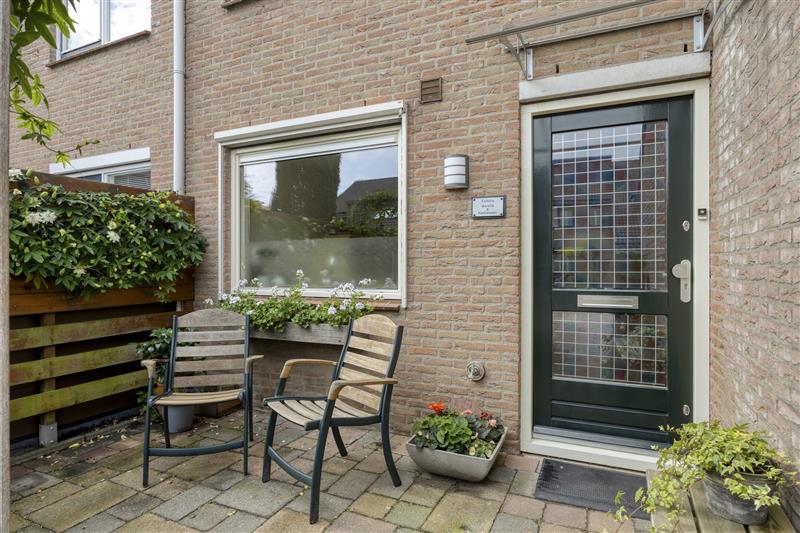 Tussenwoning te koop: Drontermeer 137, Purmerend