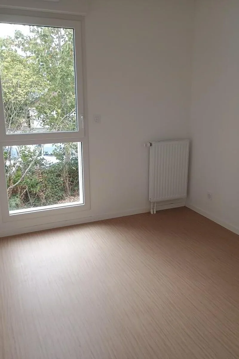 Flat Rue Alexandre Bertin in Pipriac