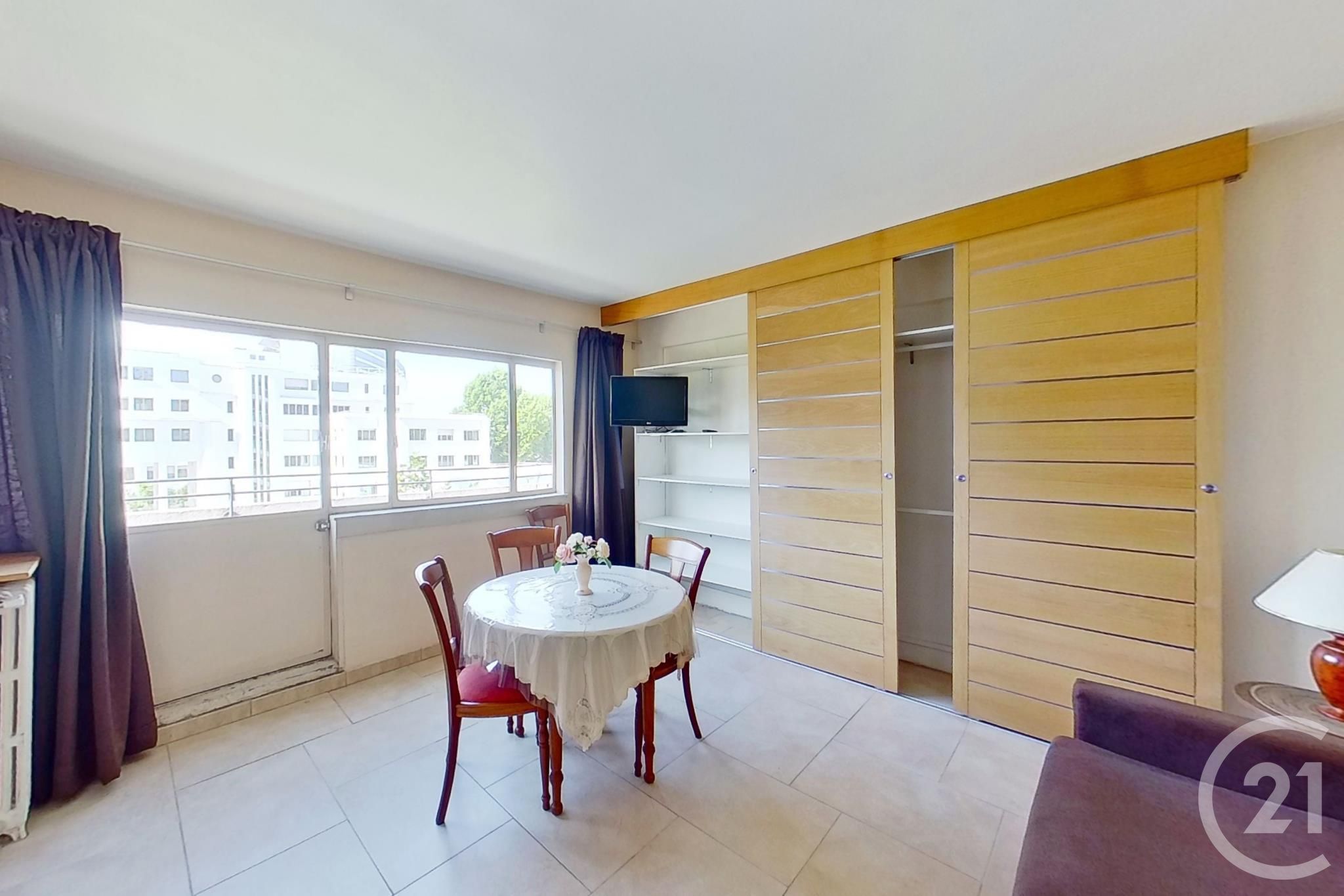 Appartement Boulevard Victor à Paris