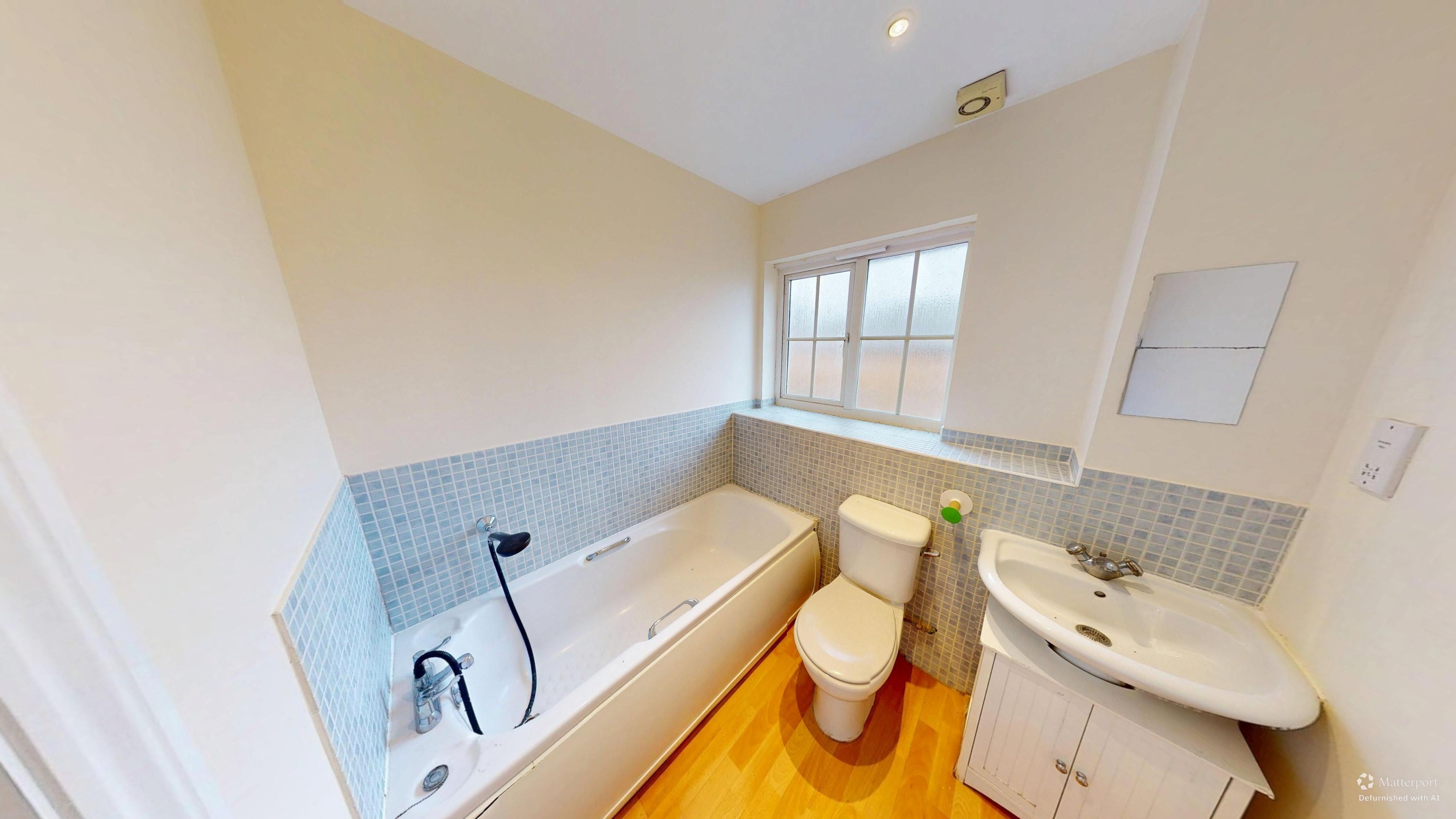 Flat Parnell Close in Grays