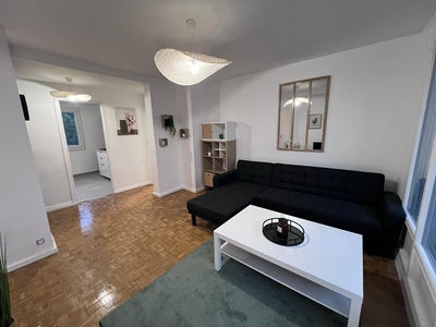 Chambre Avenue Raymond de Veyssière à Écully