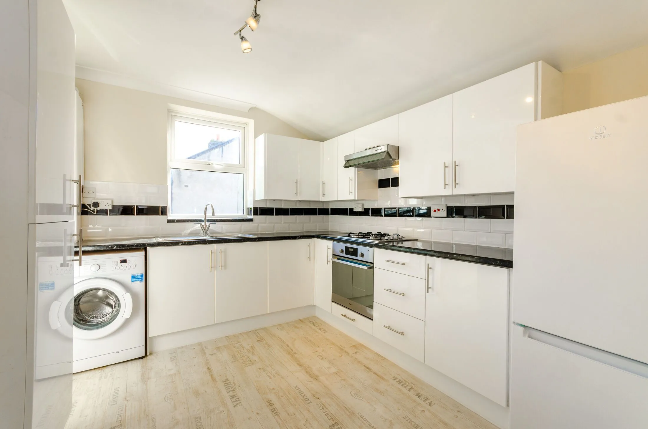 Flat Ramsay Road in Greater London