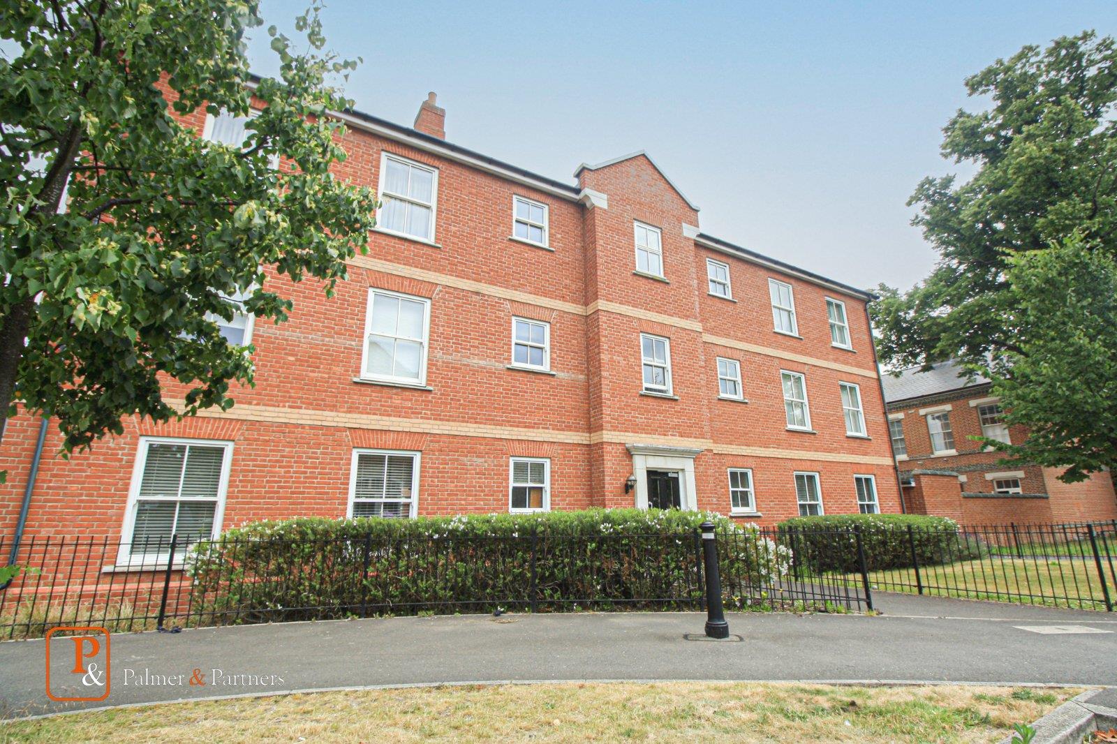 Flat Le Cateau Road in Colchester