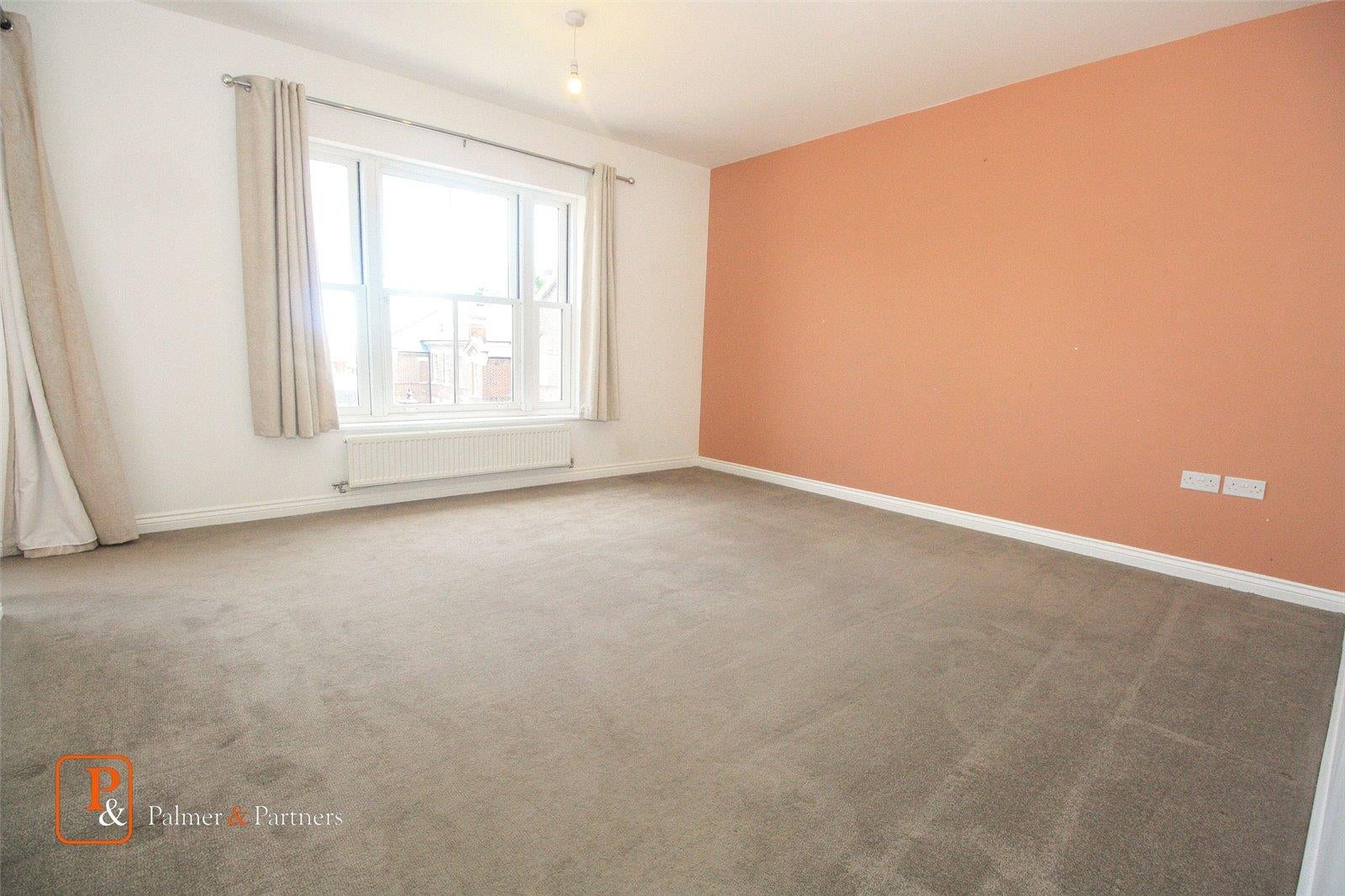 Flat Le Cateau Road in Colchester