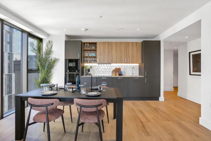 Flat Charter Street in Greater London