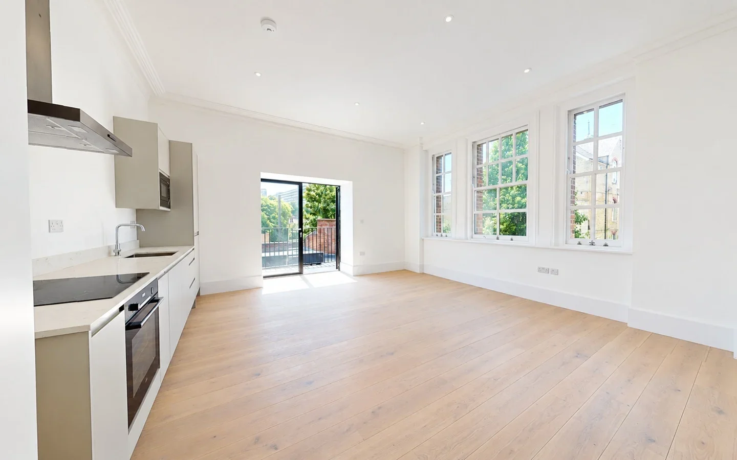 Flat Flint Street in Greater London