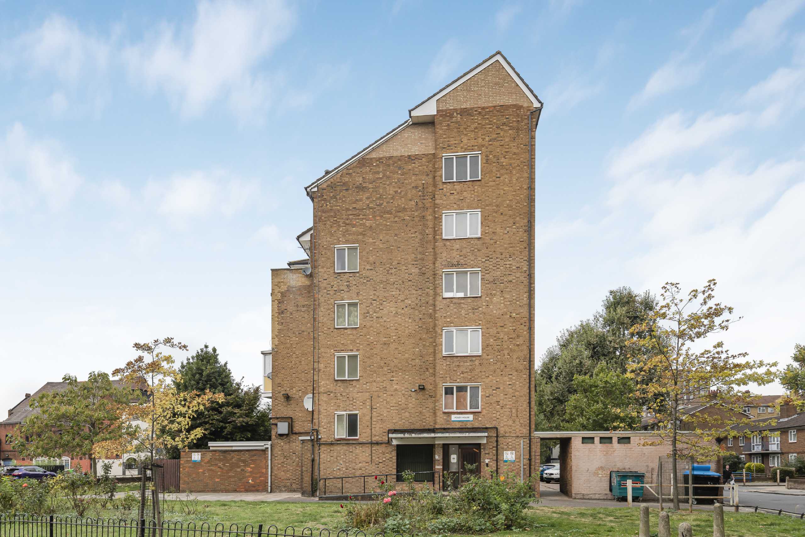 Flat Beckway Street in Greater London