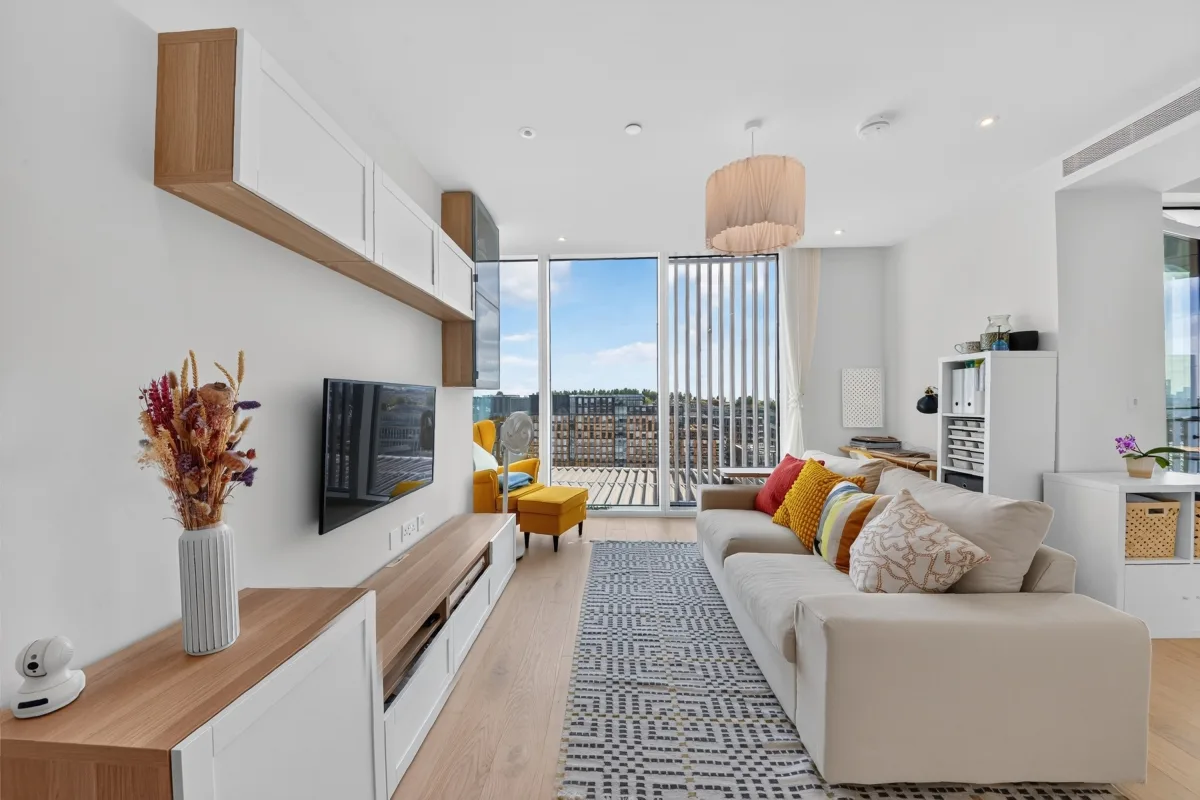 Flat Brill Place in Greater London