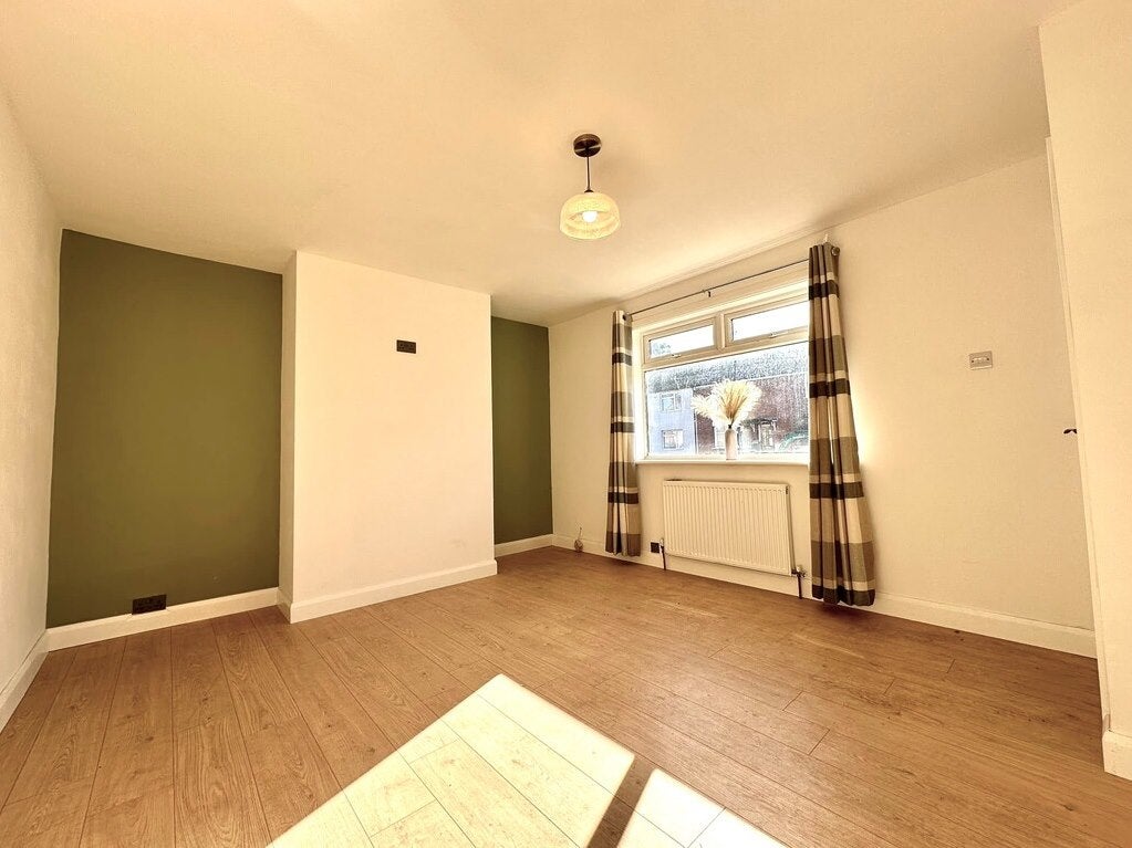 Flat Uplands in Coventry