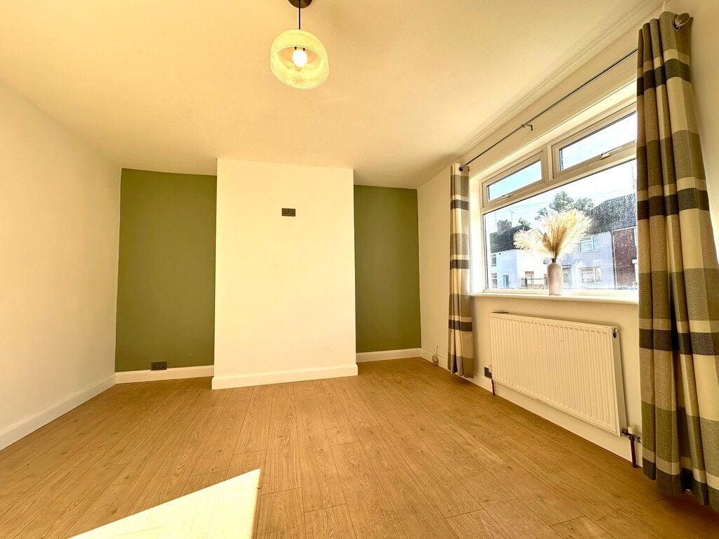 Flat Uplands in Coventry
