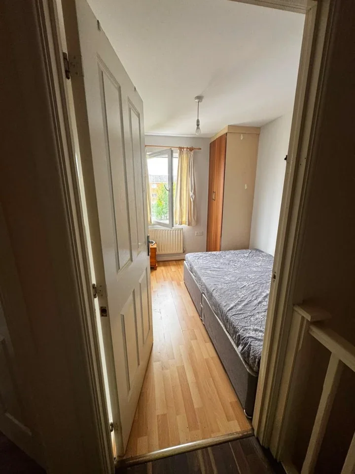 Room Hitchen Street in Manchester