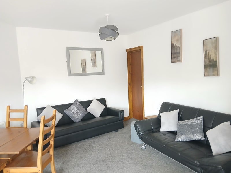 Flat The Roundway in Leicester