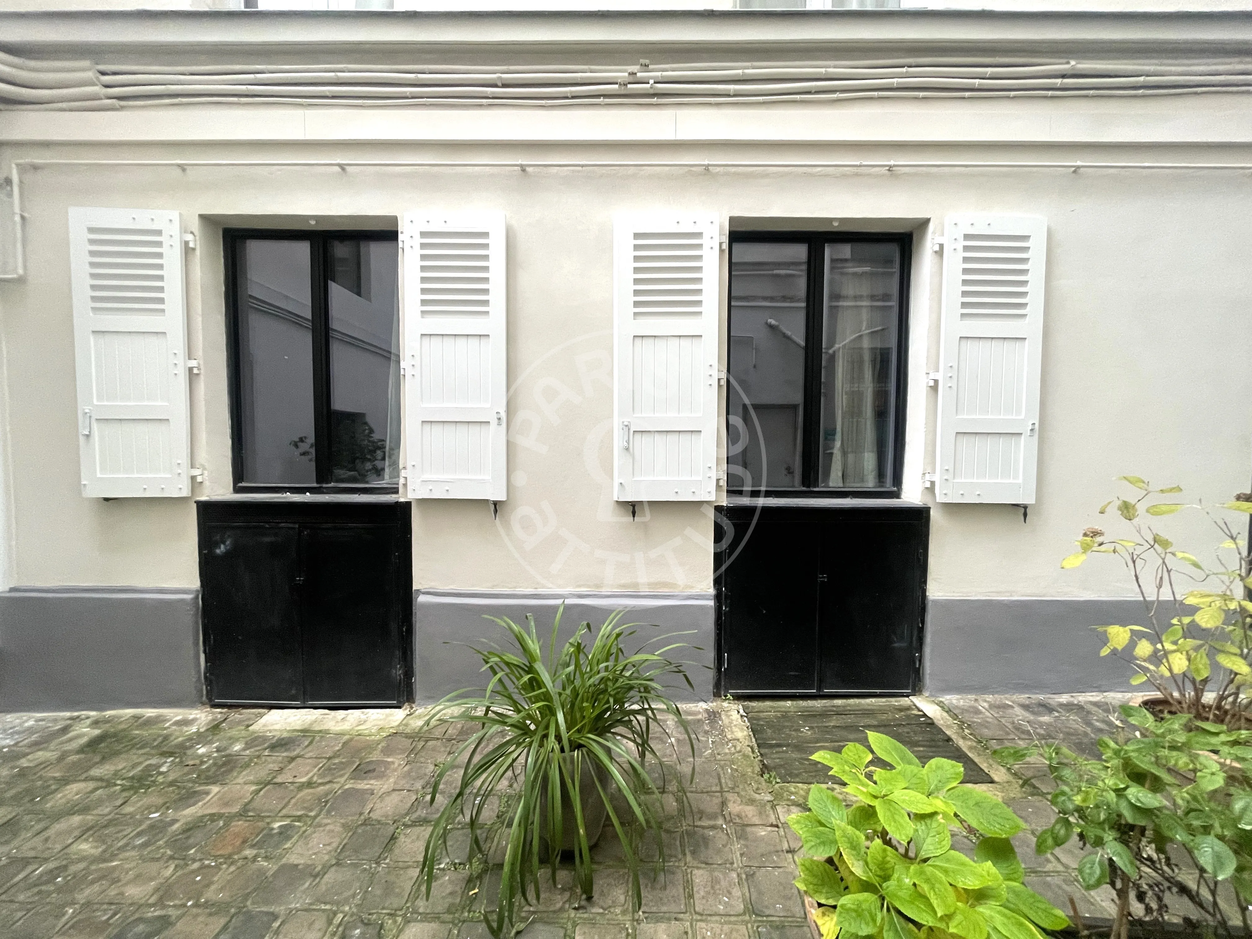 Flat Rue Saint-Jean-Baptiste de la Salle in Paris