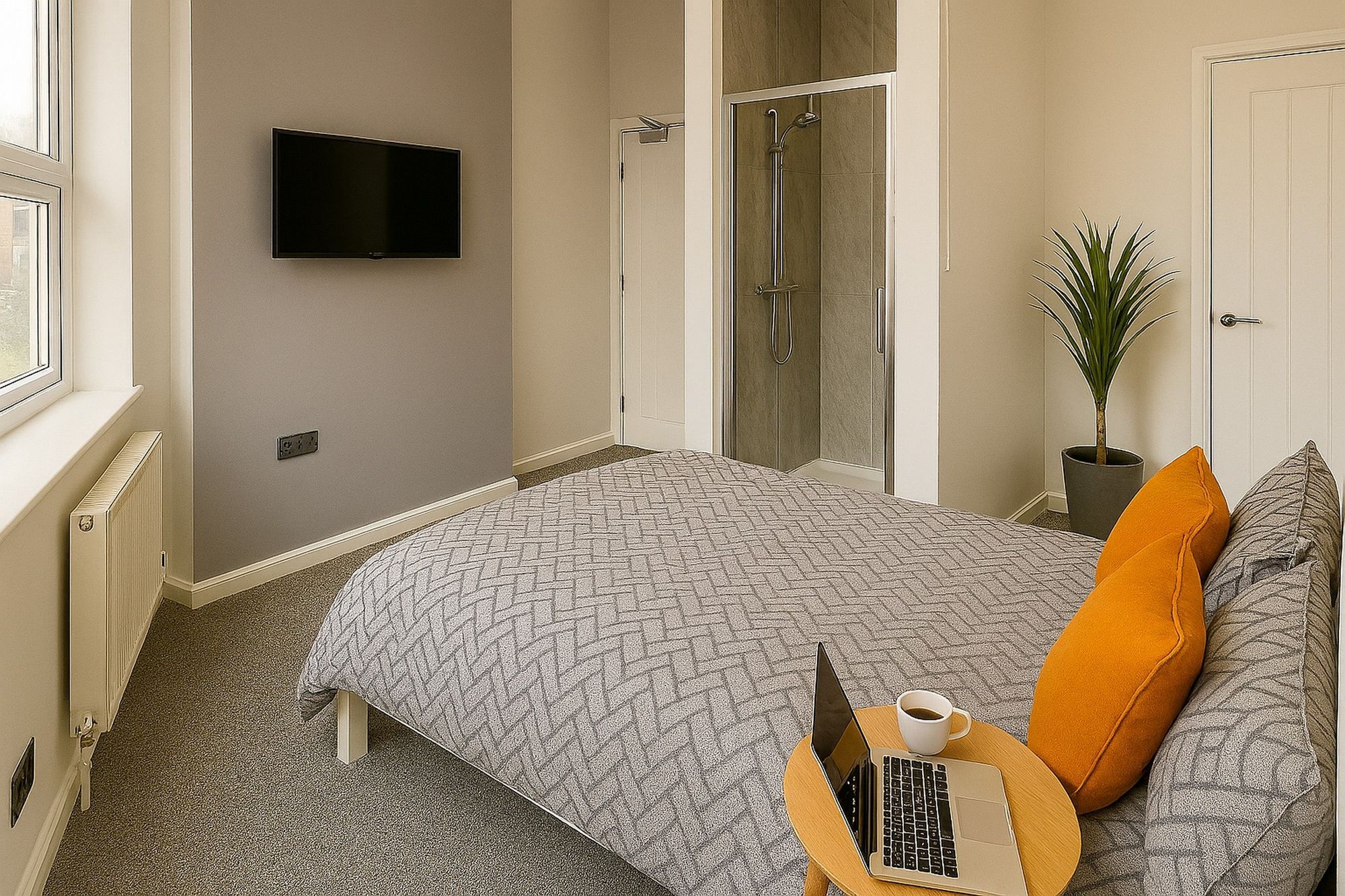 Room Lower Ford Street in Coventry